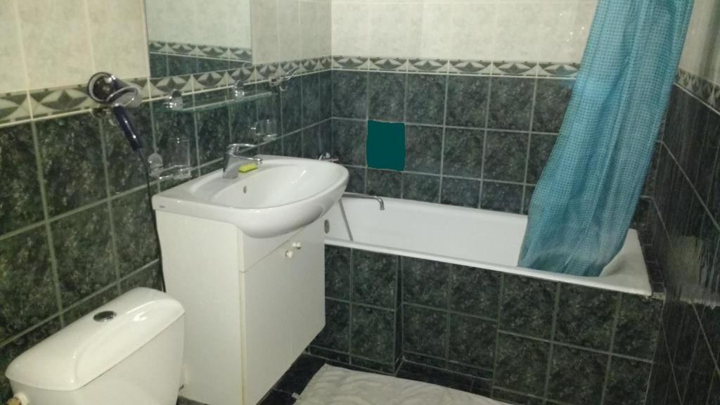 Бастионная 1/36 Apartment Kiev Ngoại thất bức ảnh